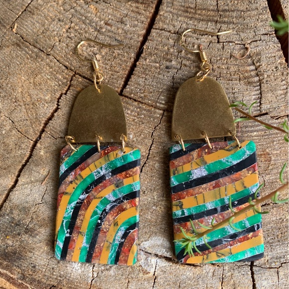 Multicolored dangles - Picture 1 of 6